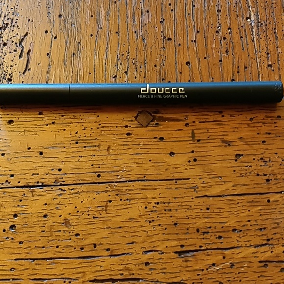 Makeup bundle - Picture 5 of 6